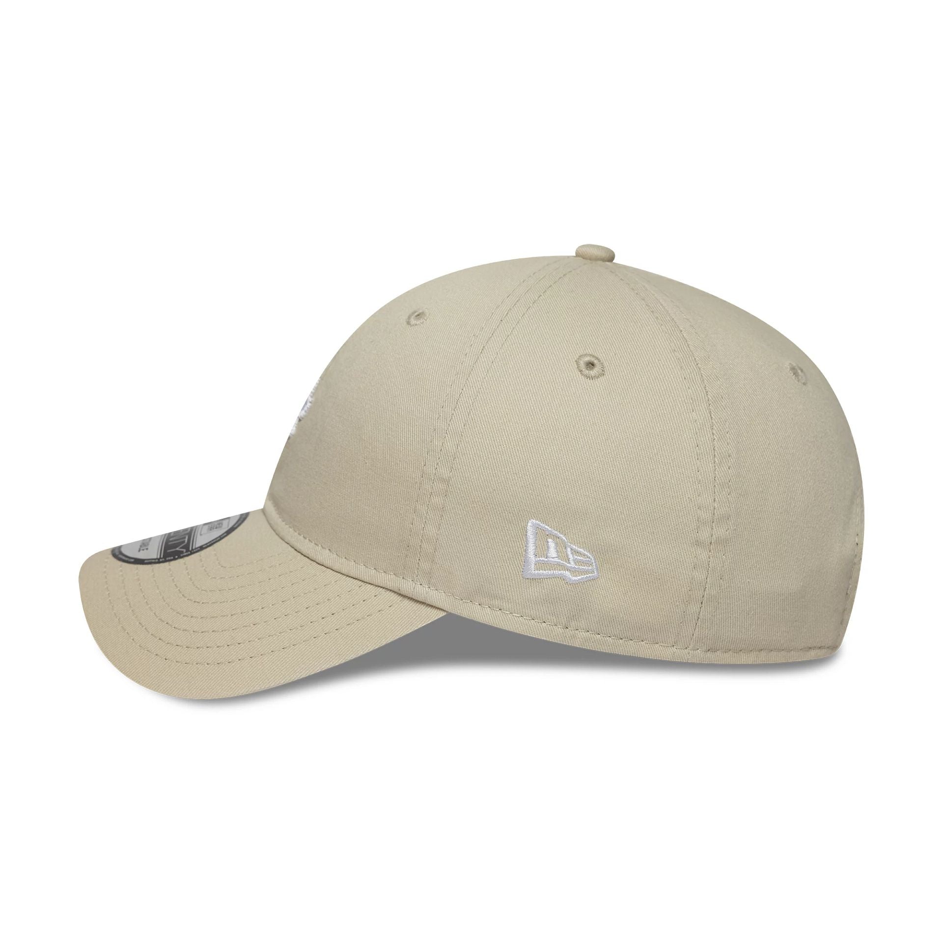 This is a LA Dodgers MLB Washed Mini Logo Light Beige 9TWENTY Adjustable Cap 4