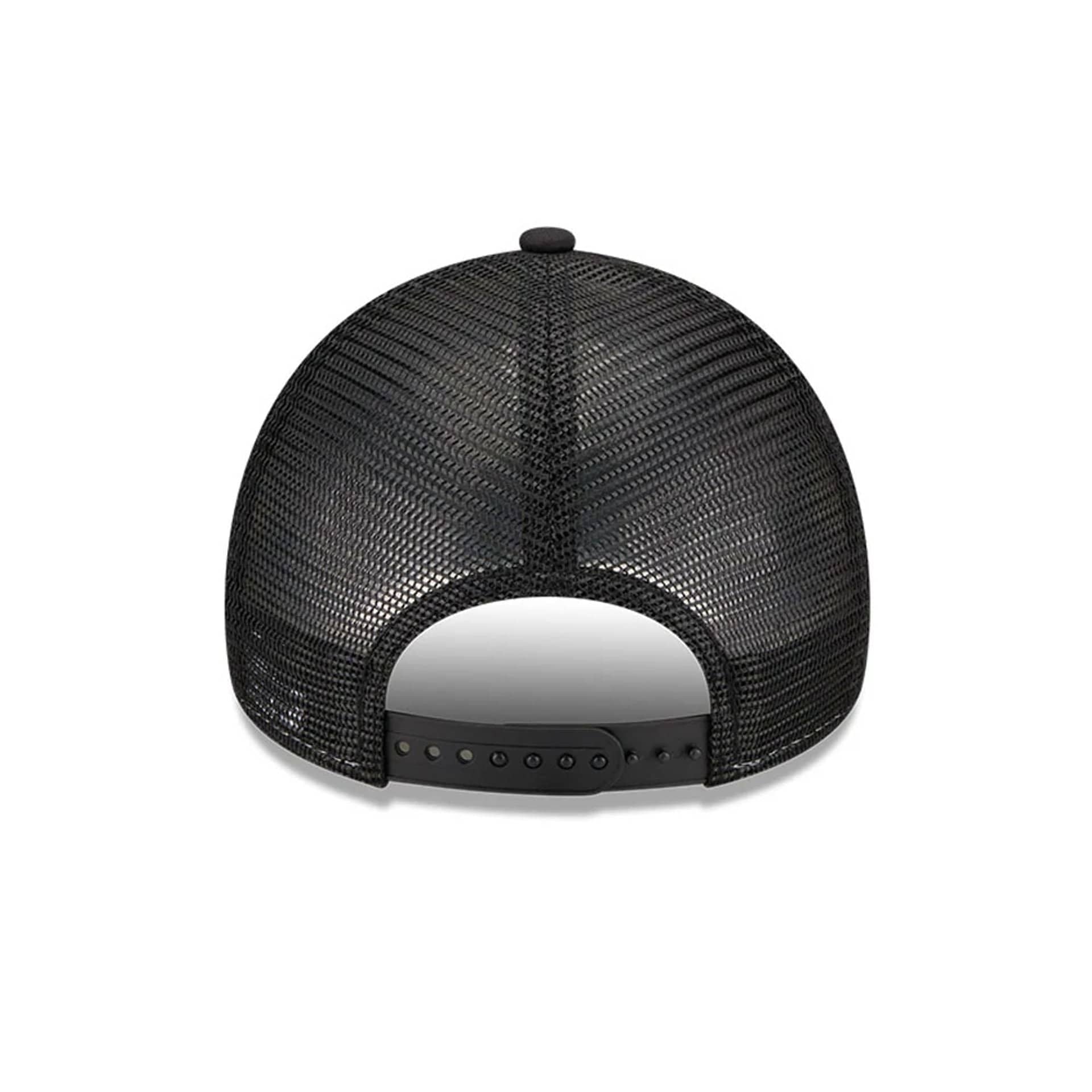 Pictured is this Graphic Hey Arnold 9FORTY A-Frame Trucker cap in black. 7