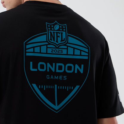 The Male model is wearing Jacksonville Jaguars NFL International Series Games London Black Oversized T-Shirt 4