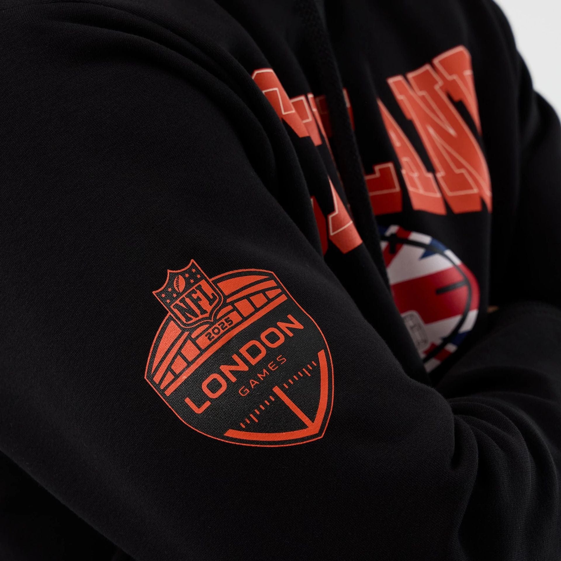 The Male model is wearing Cleveland Browns NFL International Series Games Black Pullover Hoodie  4