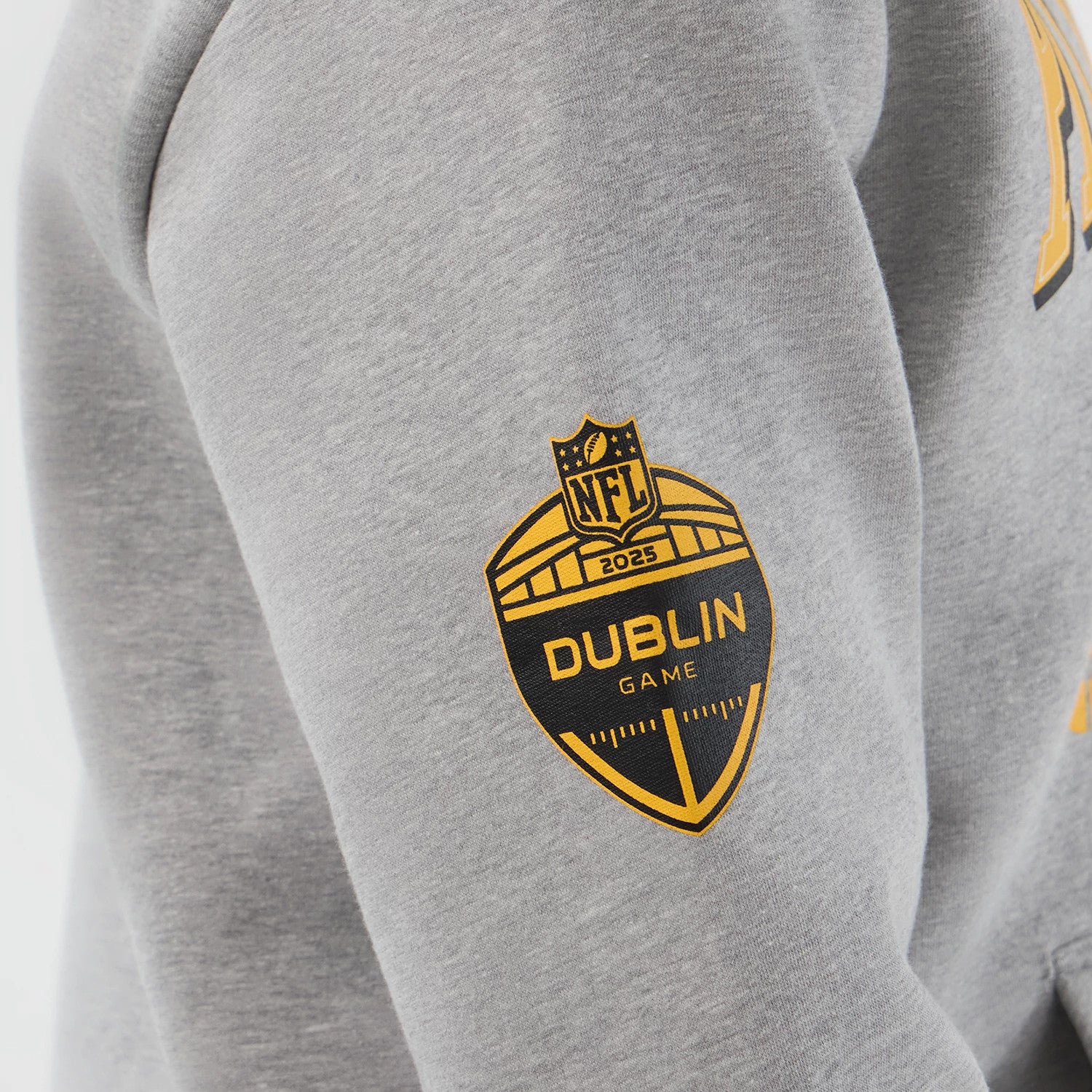 The Male model is wearing Pittsburgh Steelers NFL International Series Games Grey Pullover Hoodie 4