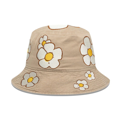 This is a  New Era x Rodrigo Roji Flowers Light Beige Bucket Hat 3