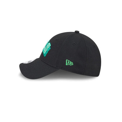 Pictured is this NBA Neon Chicago Bulls 9FORTY Adjustable cap in black. 5