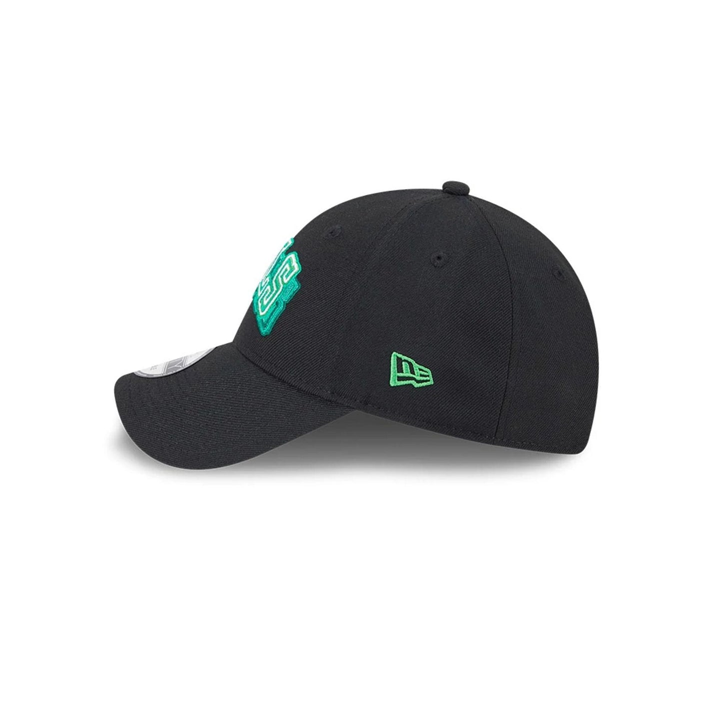 Pictured is this NBA Neon Chicago Bulls 9FORTY Adjustable cap in black. 5