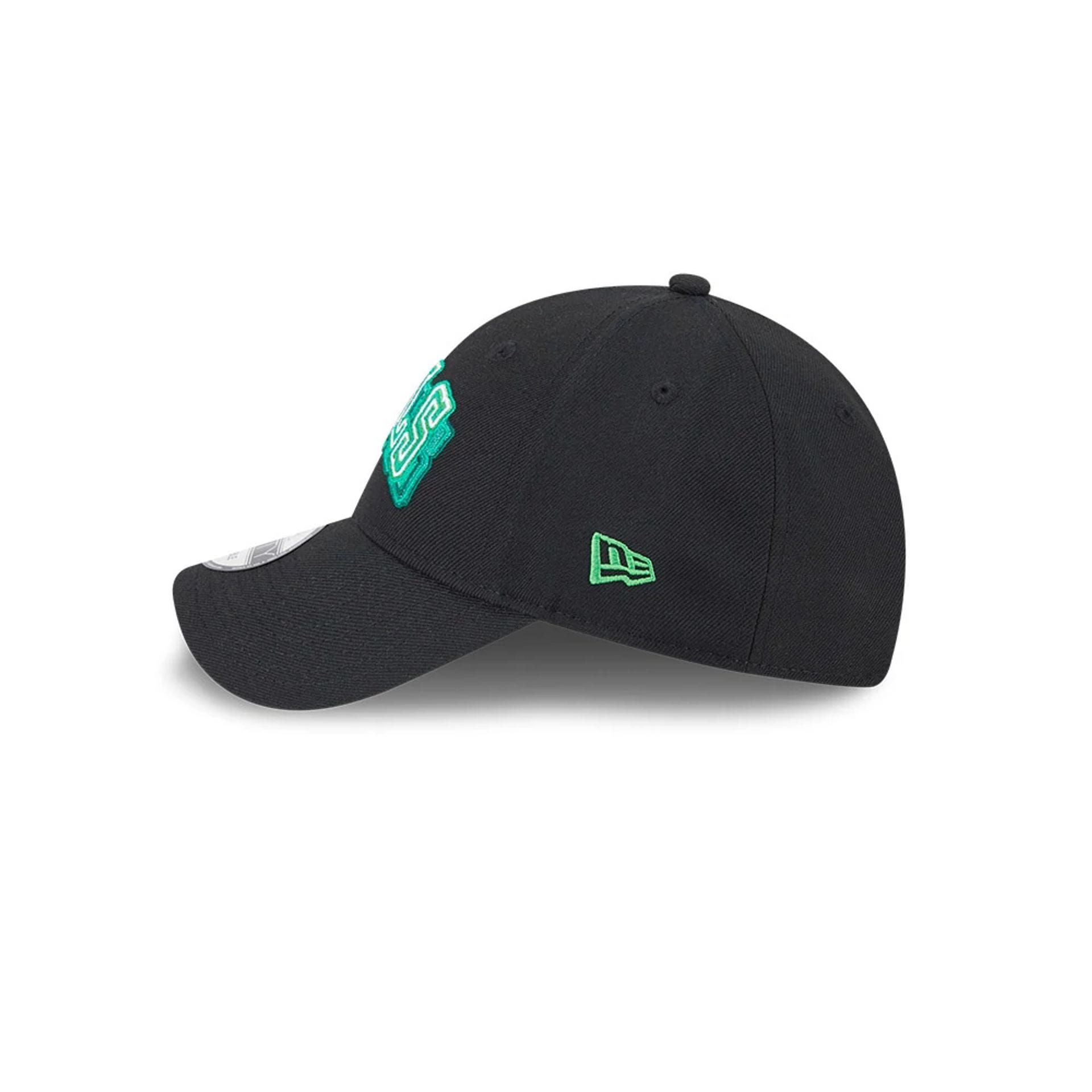 Pictured is this NBA Neon Chicago Bulls 9FORTY Adjustable cap in black. 5