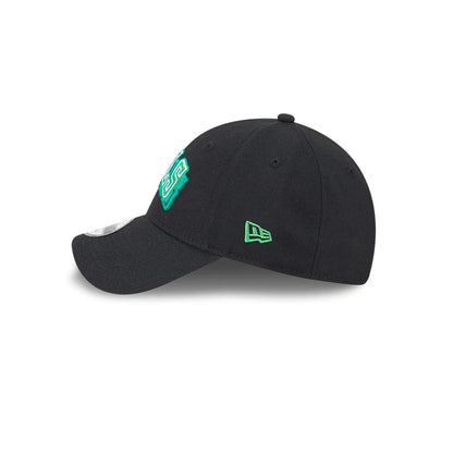Pictured is this NBA Neon Chicago Bulls 9FORTY Adjustable cap in black. 5