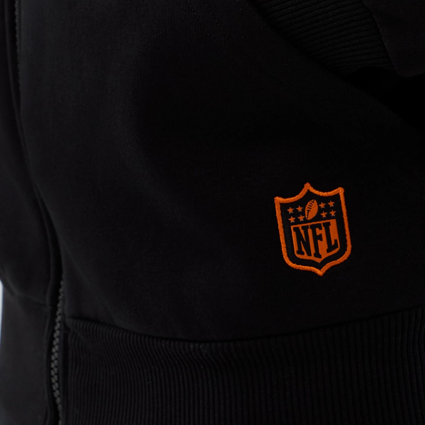 The Male model is wearing Cleveland Browns NFL International Series Games Black Full Zip Hoodie 5