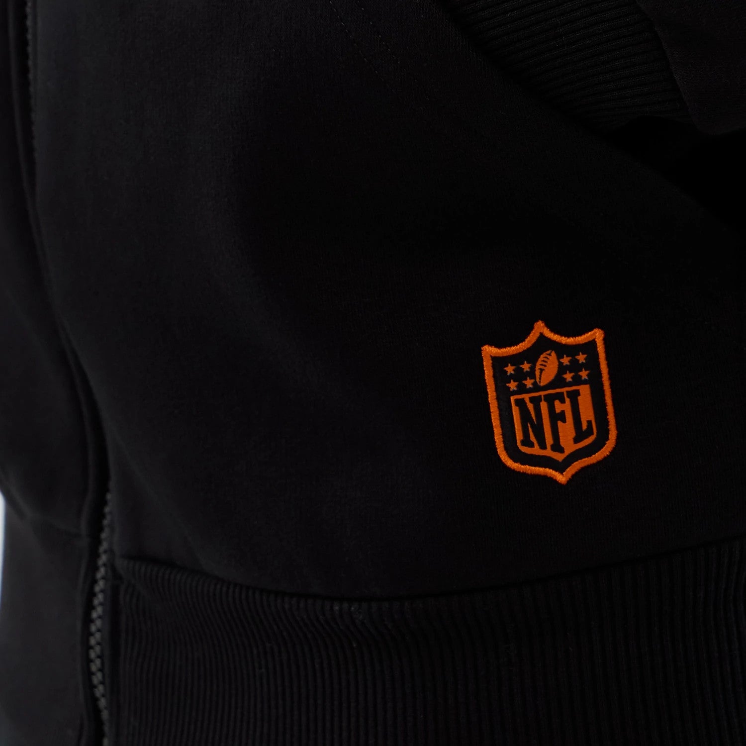 The Male model is wearing Cleveland Browns NFL International Series Games Black Full Zip Hoodie 5