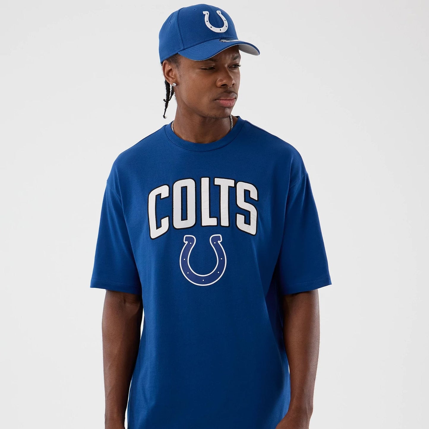 The Male model is wearing Indianapolis Colts NFL International Series Games Blue Oversized T-Shirt 7