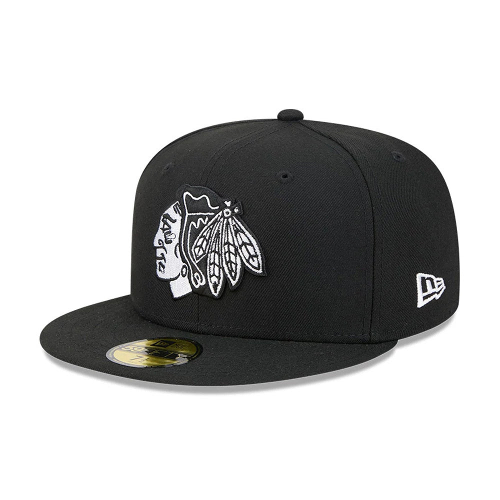 Pictured is this NHL Evergreen Chicago Blackhawks 59FIFTY Fitted cap in black. 4