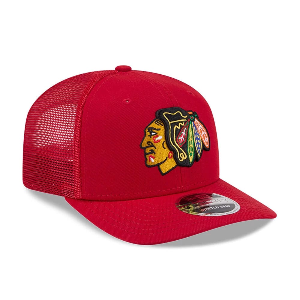Pictured is this NHL Evergreen Chicago Blackhawks 9SEVENTY Stretch Snap cap in red. 4