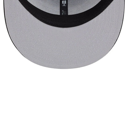 Pictured is this MLB Evergreen Chicago White Sox 9FIFTY Trucker cap in black. 2