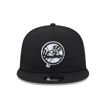 Pictured is this MLB Evergreen New York Yankees 9FIFTY Trucker cap in black. 3