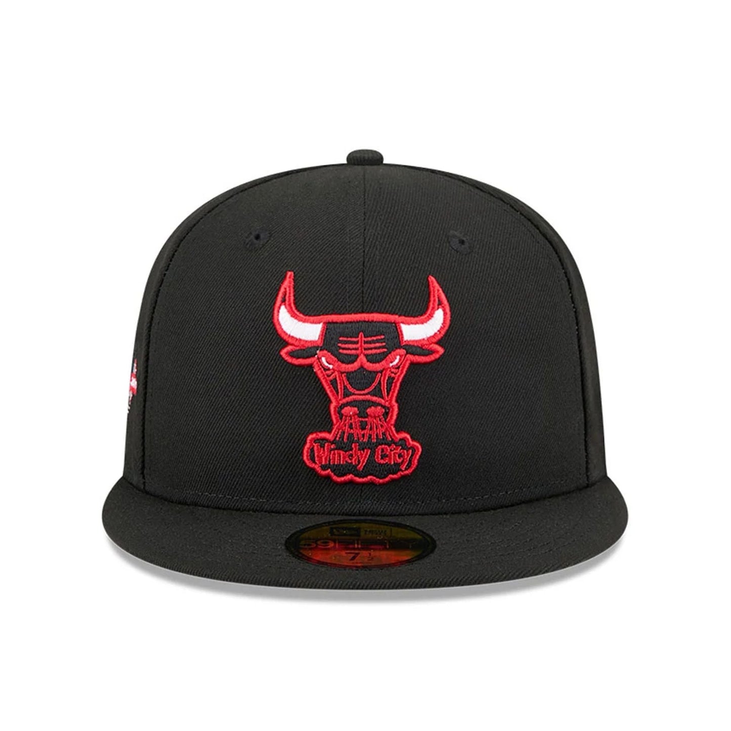 Pictured is this NBA Hardwood Classic Chicago Bulls 59FIFTY Fitted cap in black. 3