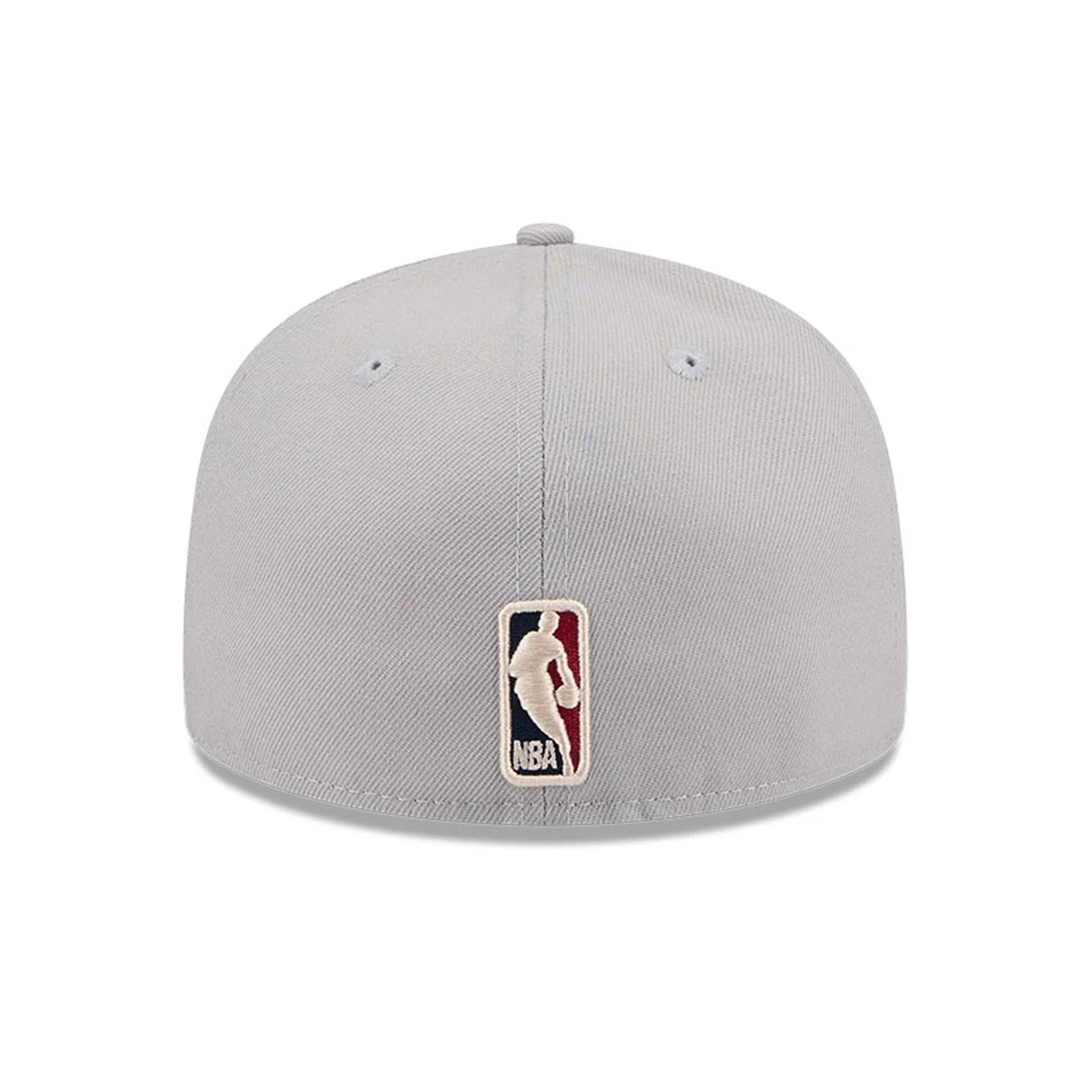Pictured is this NBA Hardwood Classic San Antonio Spurs 59FIFTY Fitted cap in grey. 4