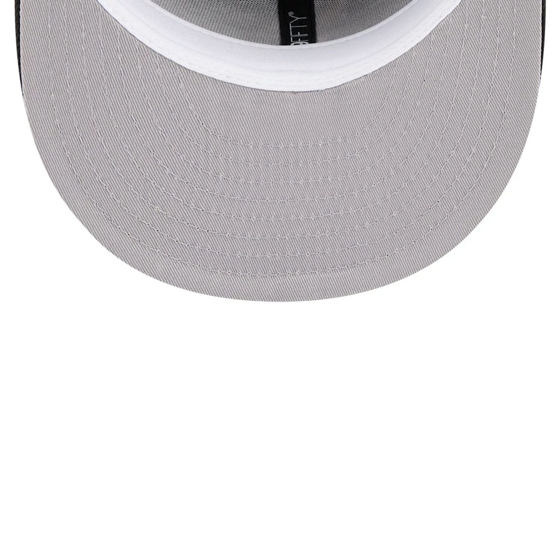 Pictured is this NBA Hardwood Classic Washington Wizards 59FIFTY Fitted cap in black. 2