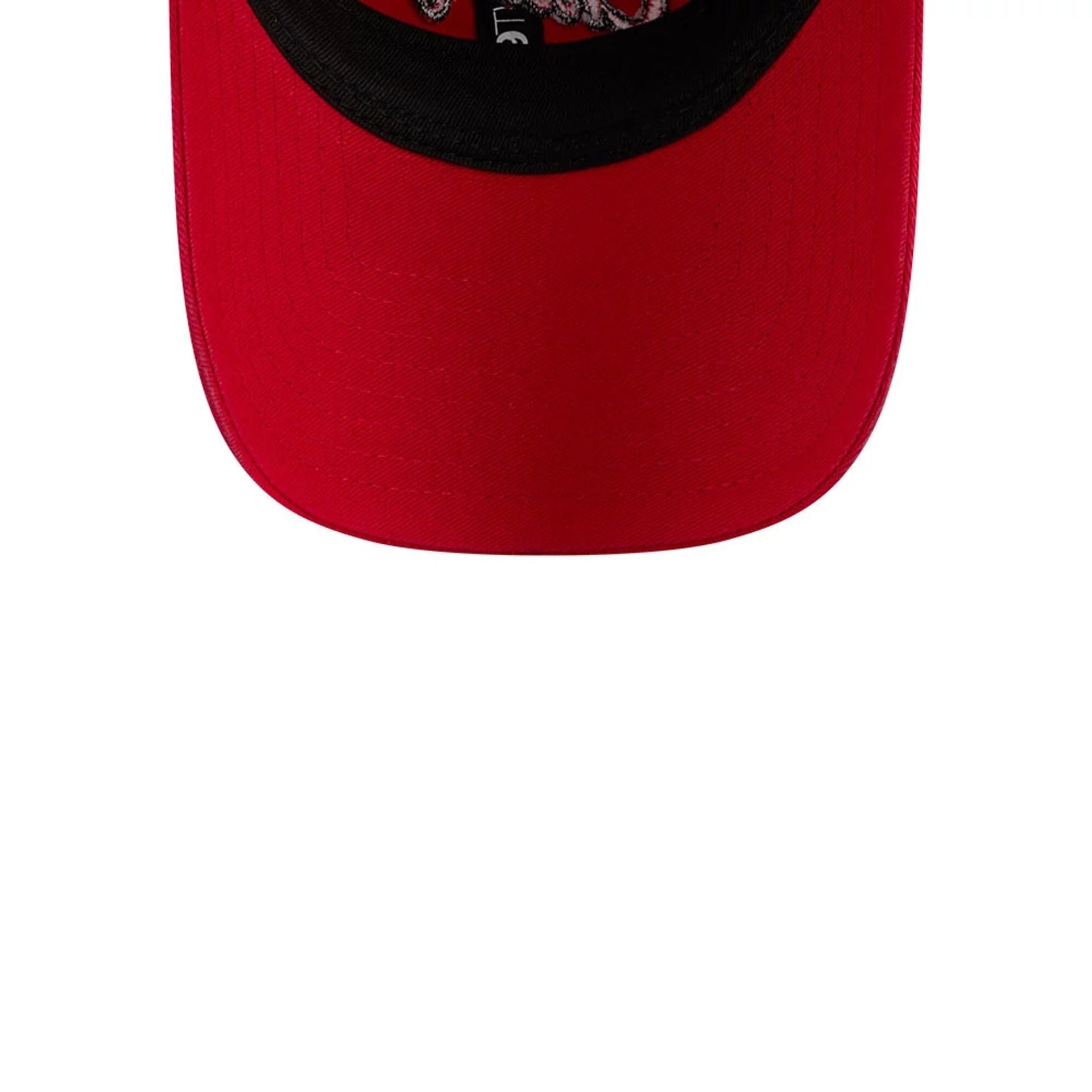 Pictured is this NBA Hardwood Classic Chicago Bulls 9TWENTY cap in red. 7