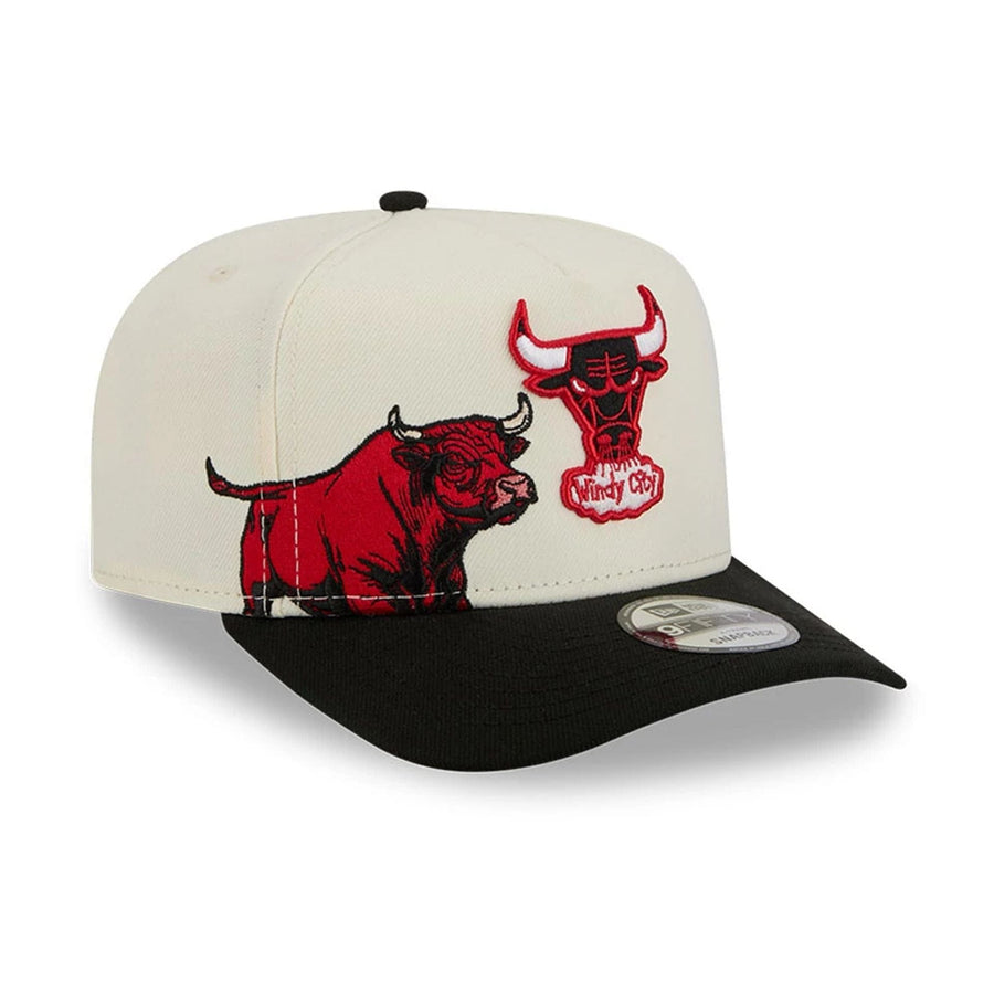 Pictured is this NBA Hardwood Classic Chicago Bulls 9FIFTY A-Frame Snapback cap in black. 1
