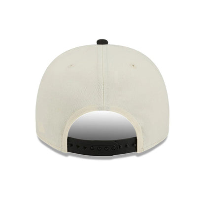 Pictured is this NBA Hardwood Classic Chicago Bulls 9FIFTY A-Frame Snapback cap in black. 7