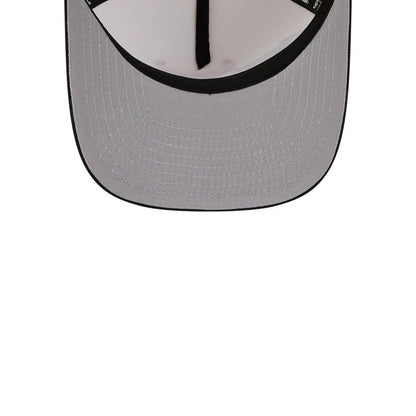 Pictured is this NBA Hardwood Classic Chicago Bulls 9FIFTY A-Frame Snapback cap in black. 2
