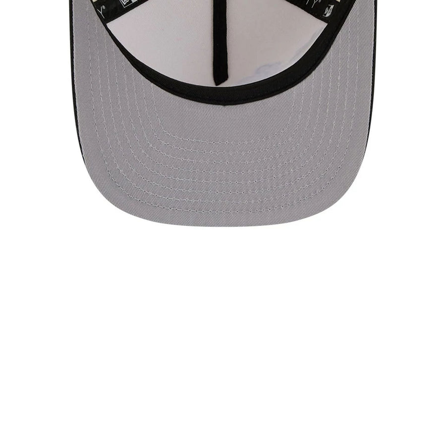Pictured is this NBA Hardwood Classic LA Lakers 9FIFTY A-Frame Snapback cap in Cream . 2
