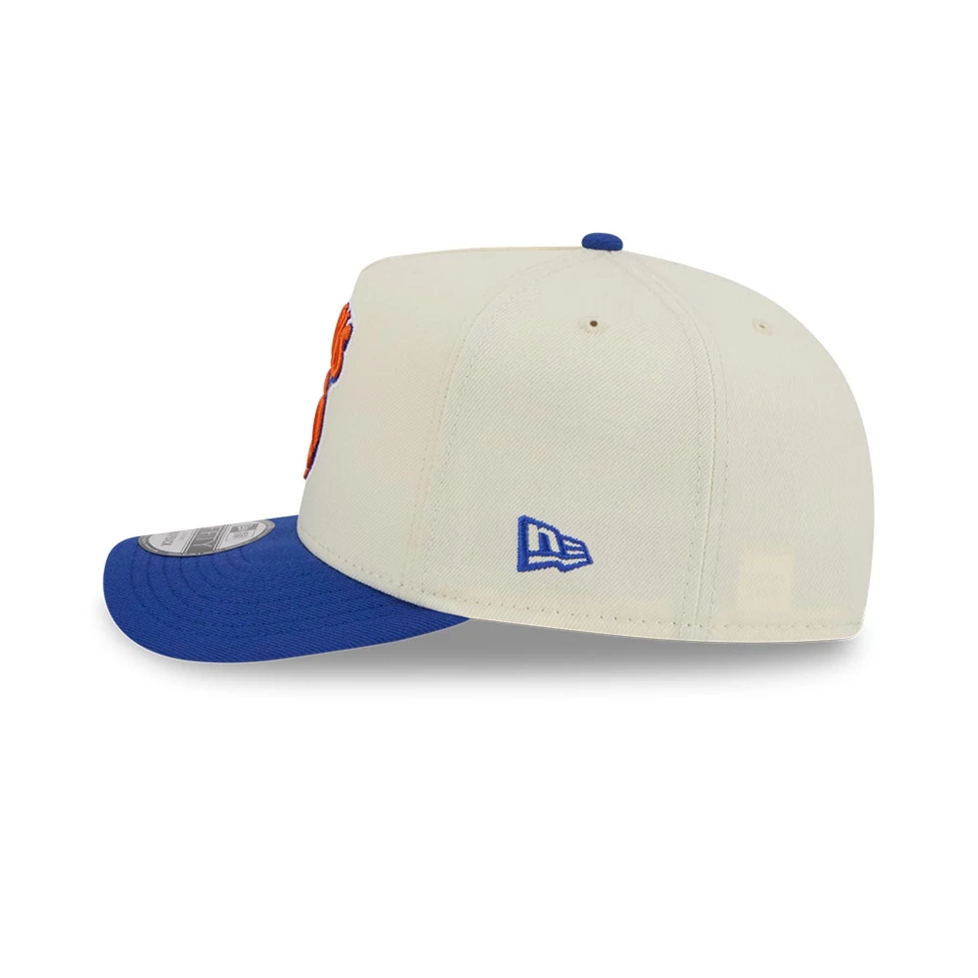 Pictured is this NBA Hardwood Classic New York Knicks 9FIFTY A-Frame Snapback cap in blue. 6