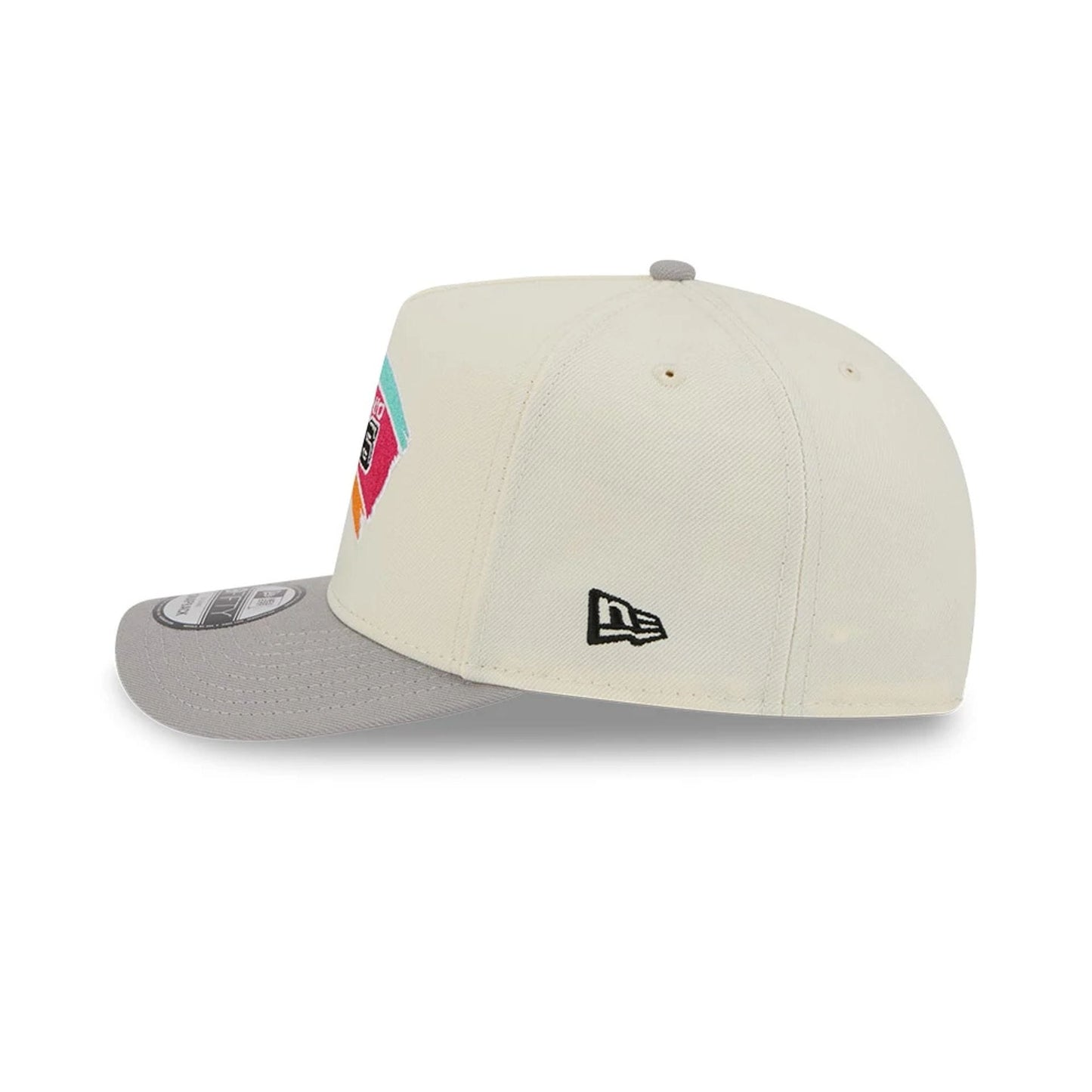Pictured is this NBA Hardwood Classic San Antonio Spurs 9FIFTY A-Frame Snapback cap in grey. 6