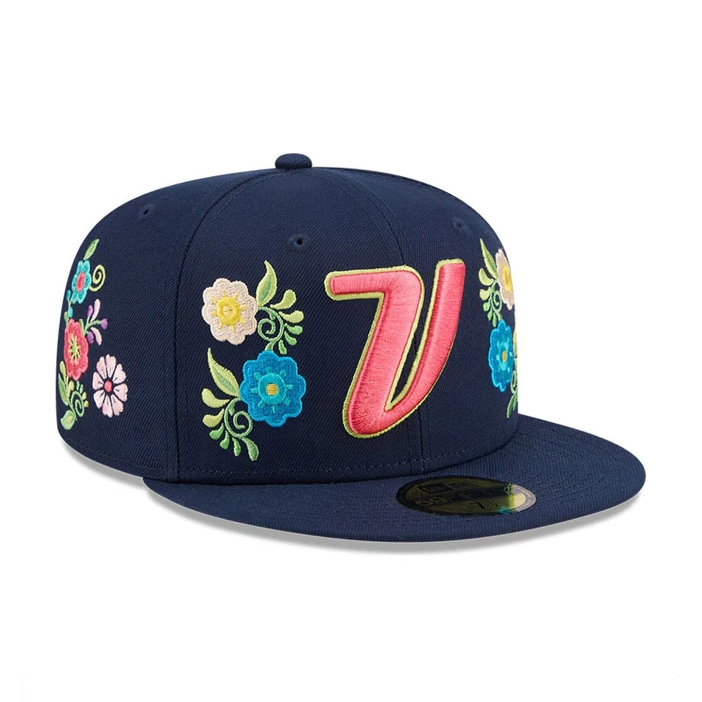 Pictured is this World Baseball Classic Latin Embroidery Venezuela 59FIFTY Fitted cap in dark blue. 4