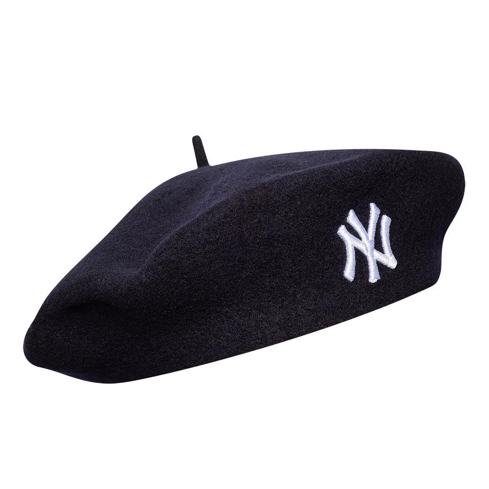 This is a New York Yankees Womens MLB Wool Navy Beret 3
