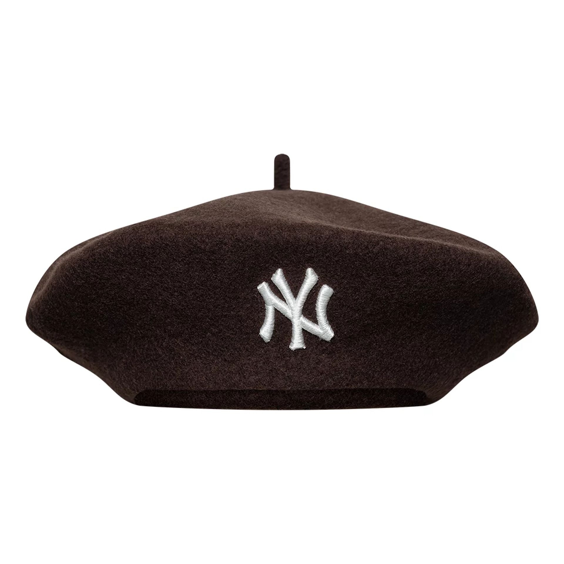 This is a New York Yankees Womens MLB Wool Dark Brown Beret  2