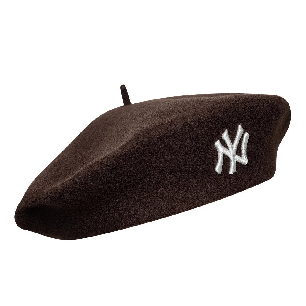 This is a New York Yankees Womens MLB Wool Dark Brown Beret 3