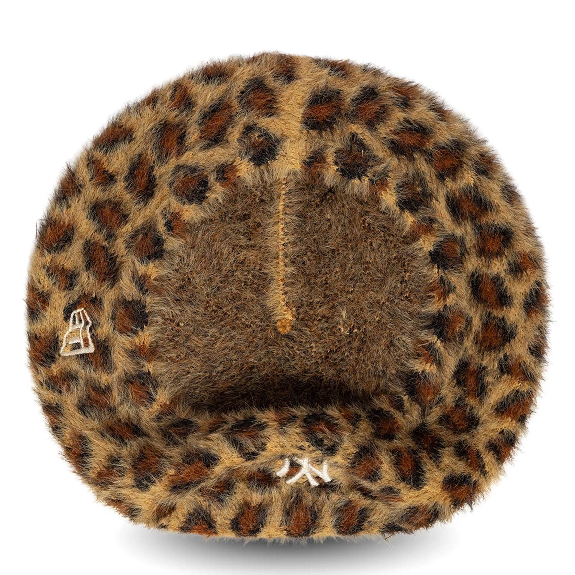 This is a New York Yankees Womens MLB Fuzzy Leopard Light Beige Beret  5