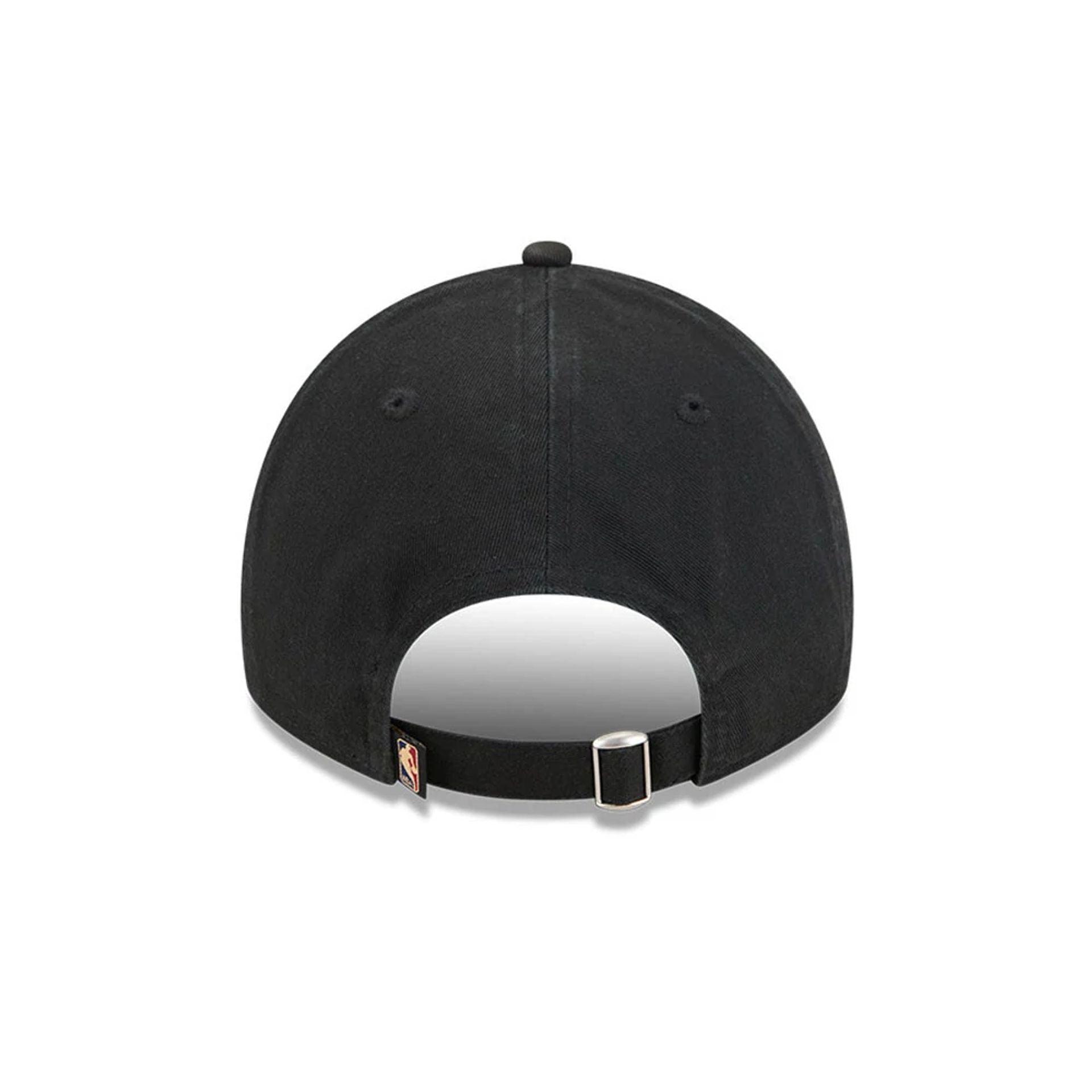 Pictured is this NBA Classic Memphis Grizzlies 9TWENTY Adjustable cap in black. 6