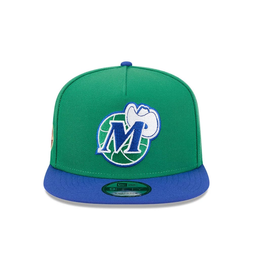 Pictured is this NBA Classic Dallas Mavericks 9FIFTY A-Frame Snapback Adjustable cap in green. 3