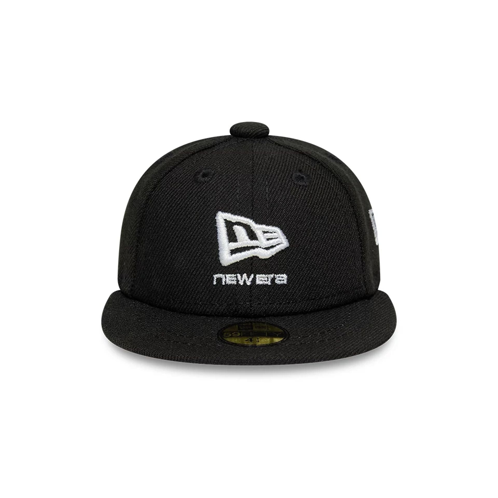 Pictured is this New Era Flag Logo Mini 59FIFTY Fitted cap in black. 2