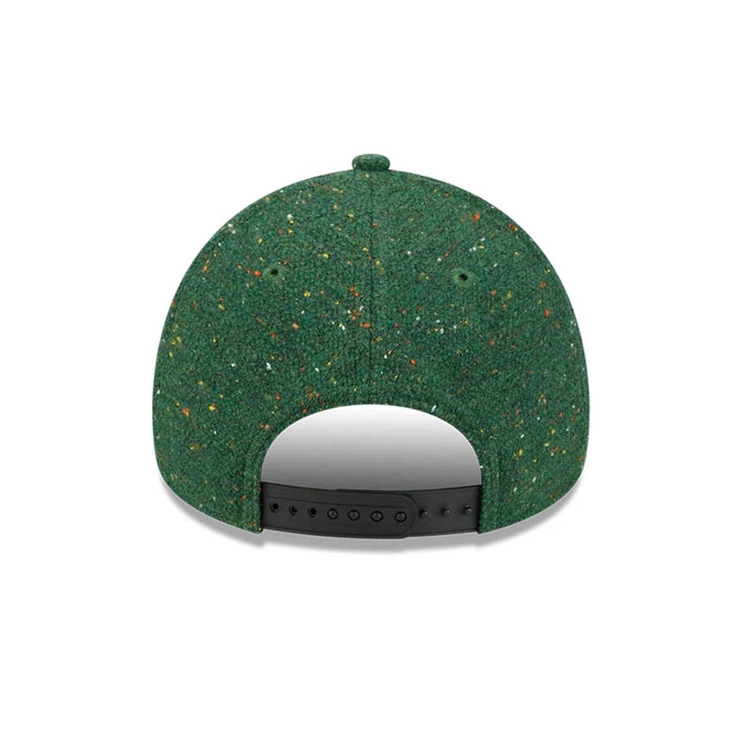 Pictured is this New Era Holiday Essentials 9FORTY A-Frame cap in dark green. 5