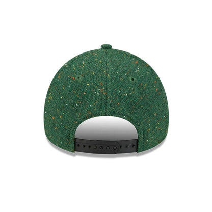 Pictured is this New Era Holiday Essentials 9FORTY A-Frame cap in dark green. 5