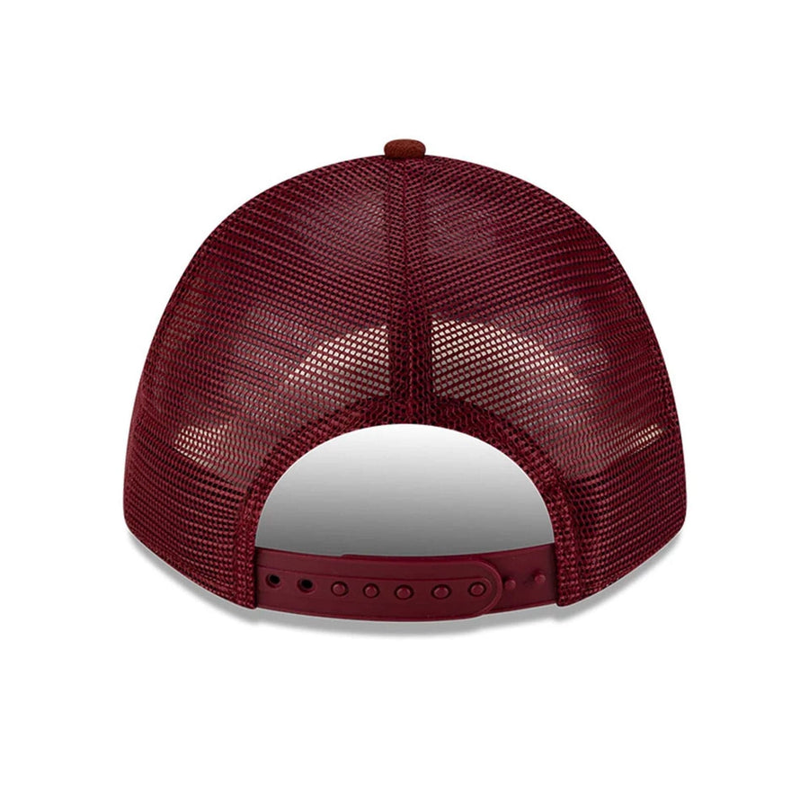 Pictured is this New Era Holiday Essentials 9FORTY M-Crown A-Frame cap in open red. 5