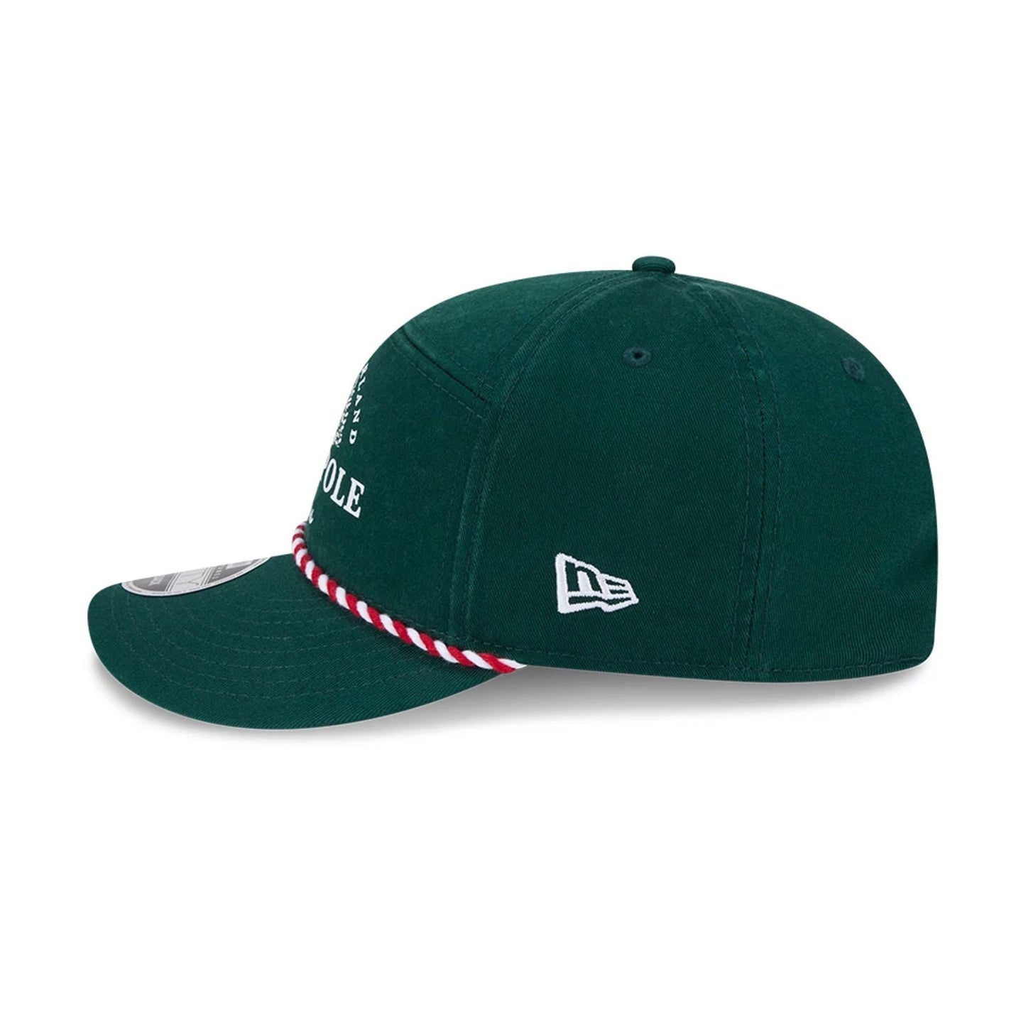 Pictured is this New Era Holiday Essentials 9FIFTY Split Panel Snapback cap in dark green. 5