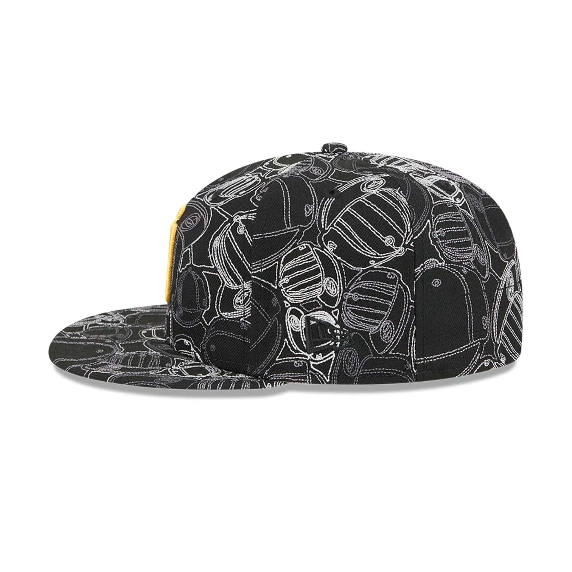 Pictured is this MLB Cap Scramble San Diego Padres 59FIFTY Fitted cap in black. 6