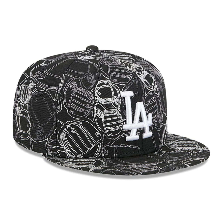 Pictured is this MLB Cap Scramble LA Dodgers 59FIFTY Fitted cap in black. 4