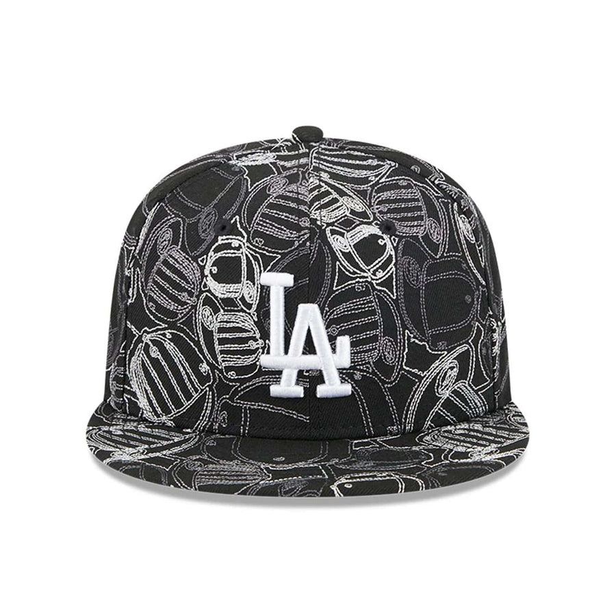 Pictured is this MLB Cap Scramble LA Dodgers 59FIFTY Fitted cap in black. 3