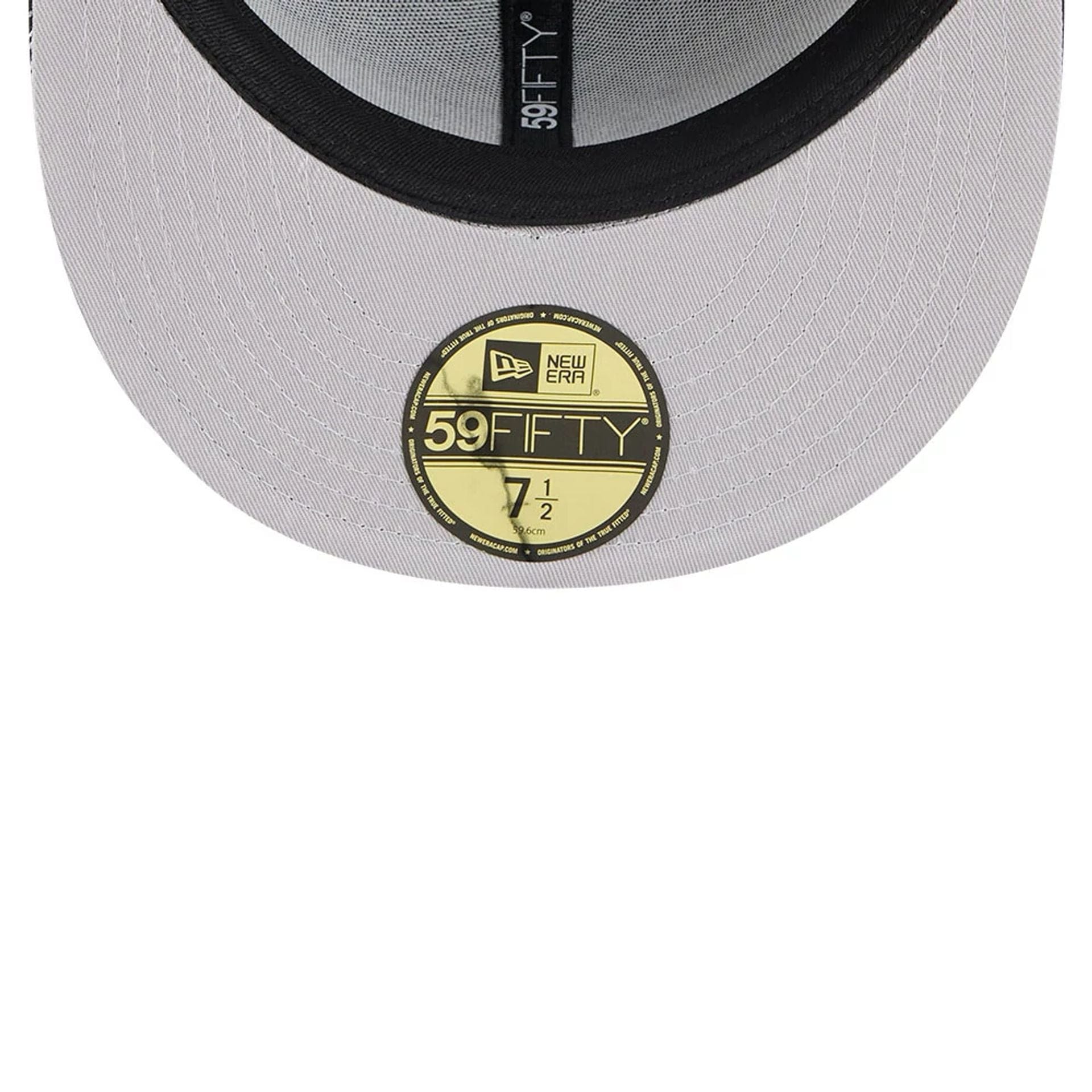 Pictured is this NBA Cap Scramble LA Lakers 59FIFTY Fitted cap in black. 2
