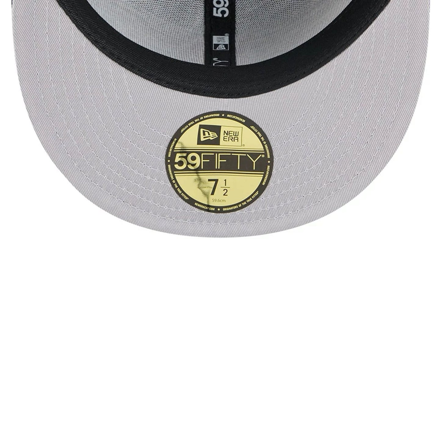 Pictured is this MLB Cap Scramble Boston Red Sox 59FIFTY Fitted cap in black. 2