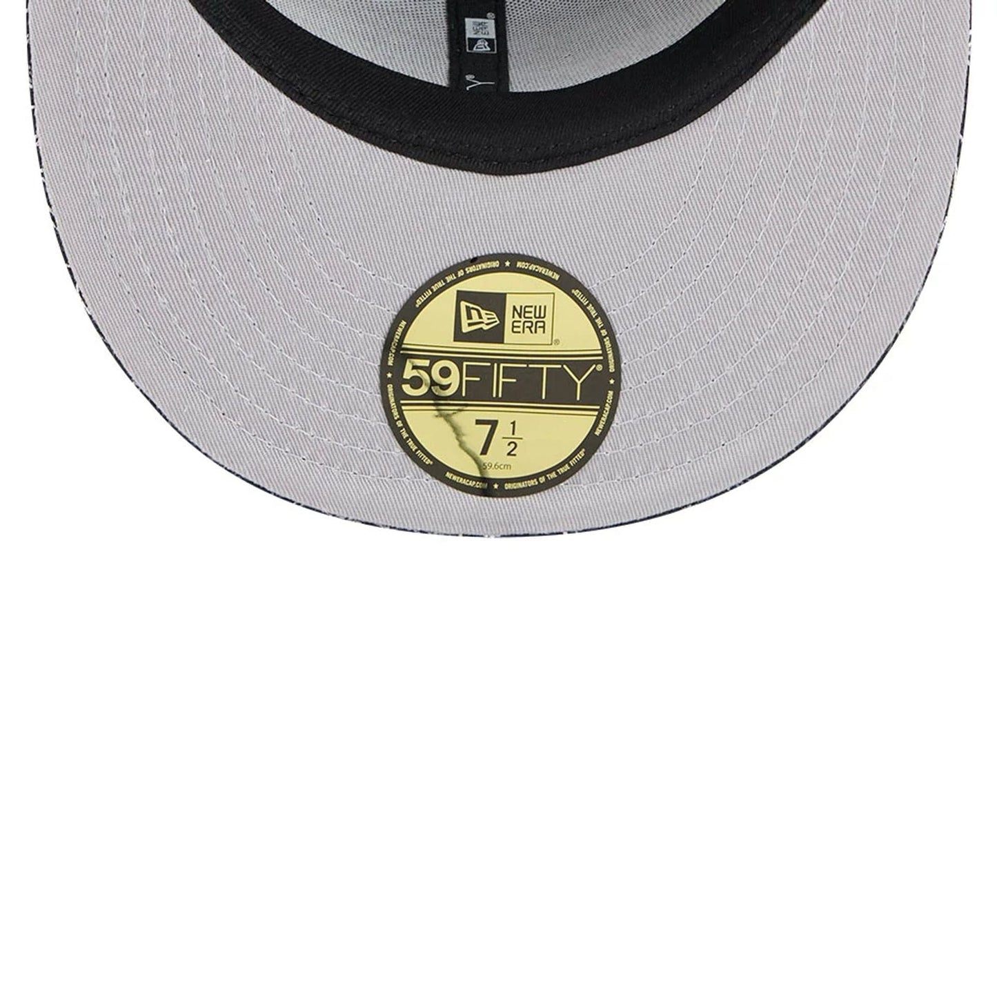 Pictured is this NFL Cap Scramble Kansas City Chiefs 59FIFTY Fitted cap in black. 2