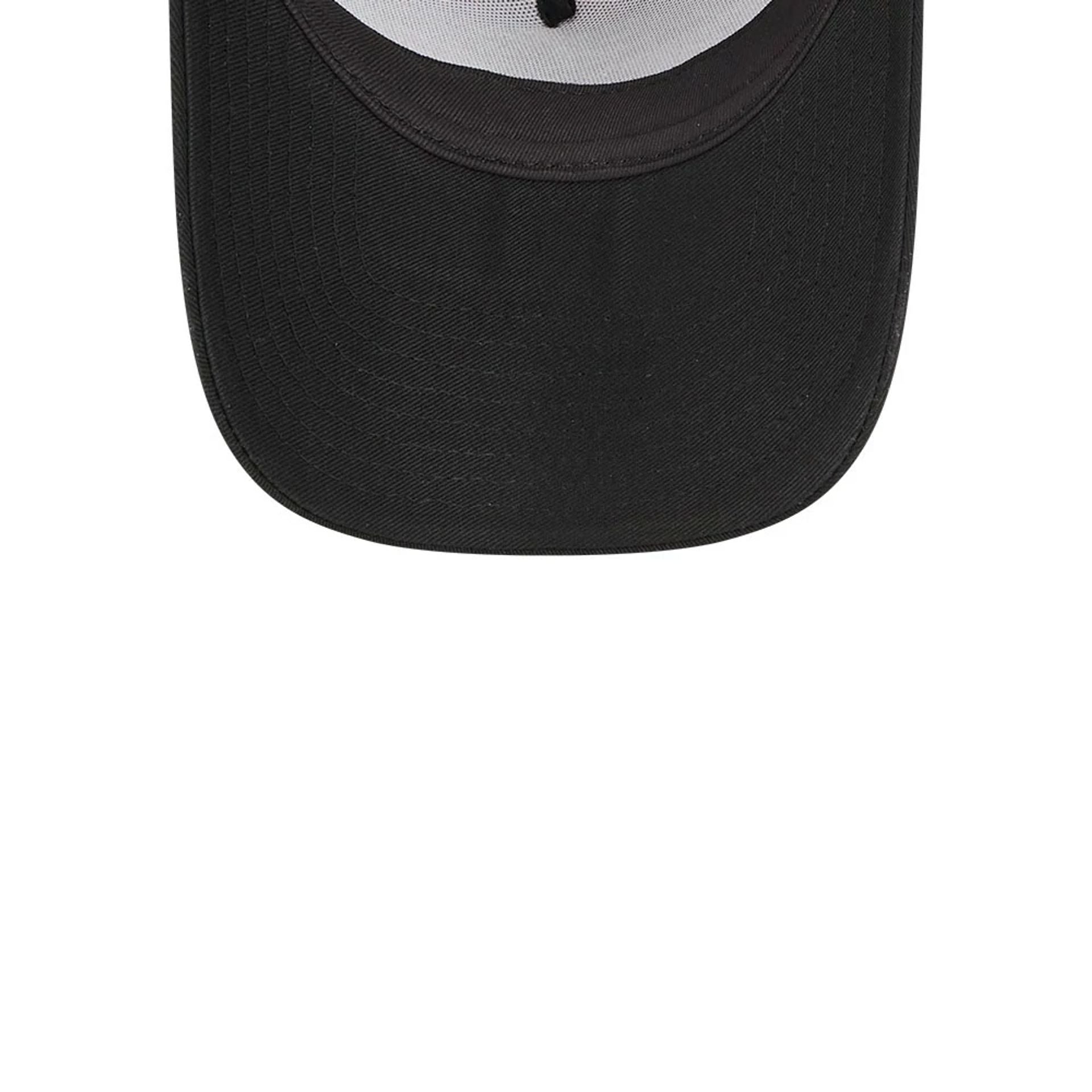 Pictured is this MLB Novelty Check New York Yankees 9FORTY A-Frame cap in black. 7
