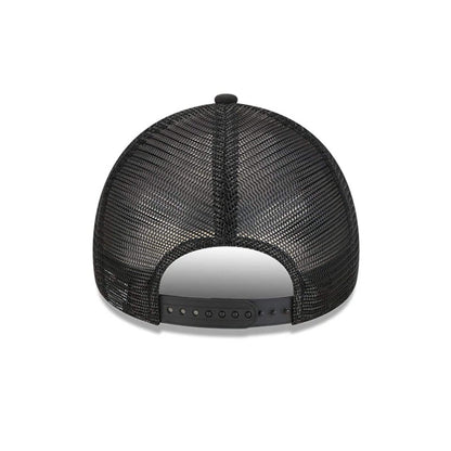 Pictured is this MLB Novelty Check Chicago White Sox 9FORTY A-Frame cap in black. 6