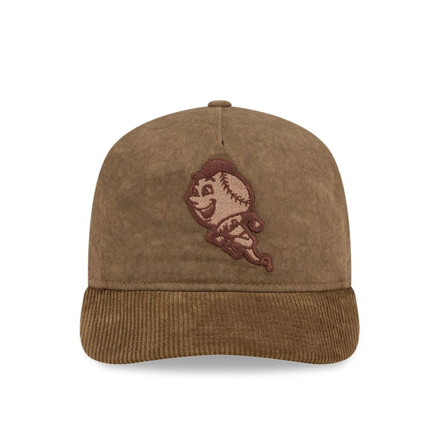 Pictured is this MLB Utility Linen New York Mets 19TWENTY cap in open brown. 2