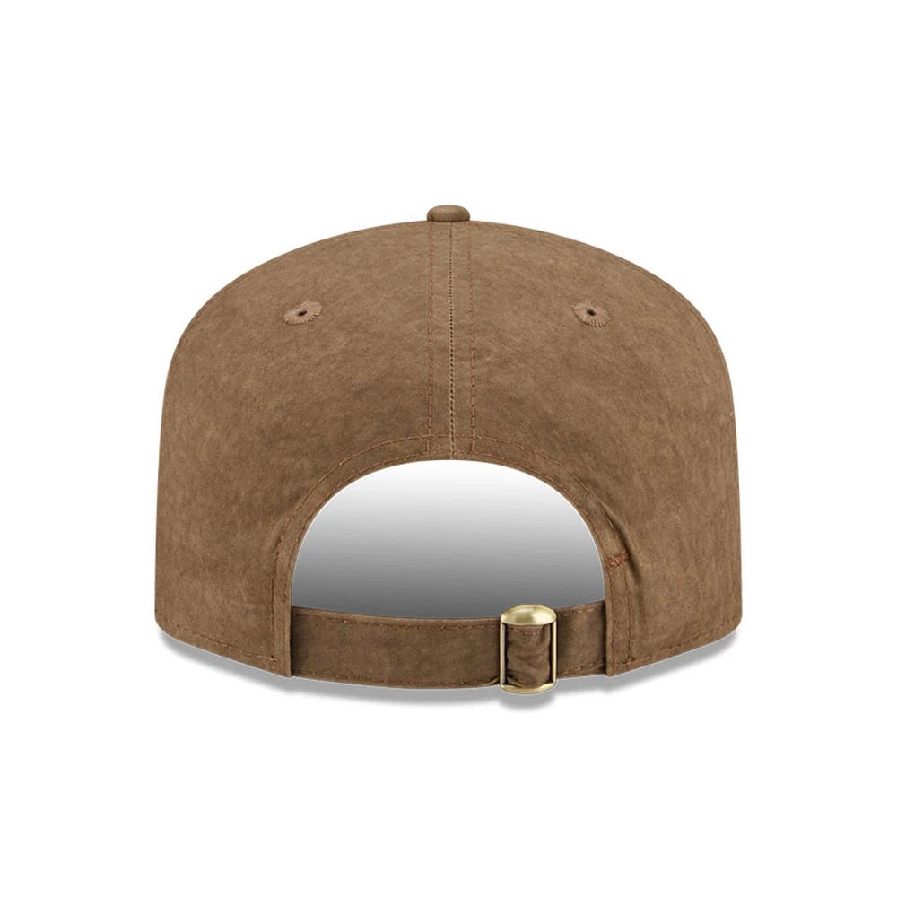Pictured is this MLB Utility Linen New York Mets 19TWENTY cap in open brown. 6