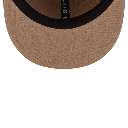 Pictured is this MLB Utility Linen Oakland Athletics Retro Crown 59FIFTY Fitted cap in open brown. 2